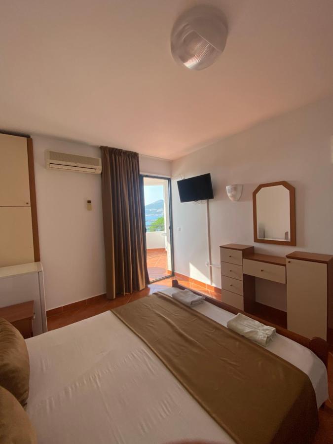 Delux Apartmani Dobra Voda Exterior photo